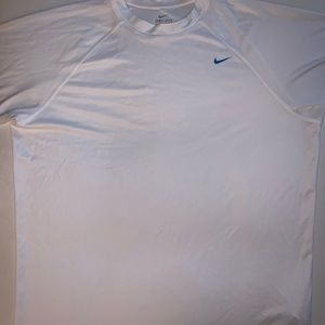 Nike Men’s Dri Fit Training Shirt NWT